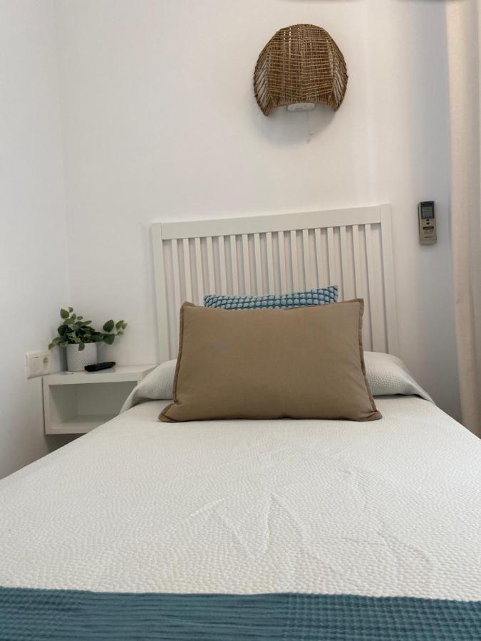 Hostal Andalucia Nerja Exterior photo