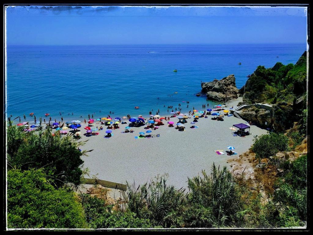 Hostal Andalucia Nerja Exterior photo