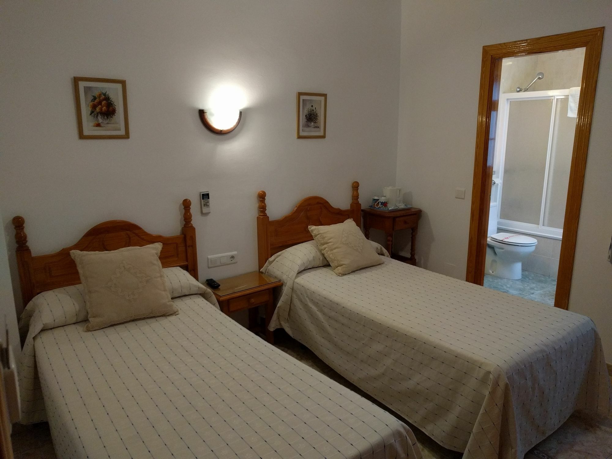 Hostal Andalucia Nerja Exterior photo
